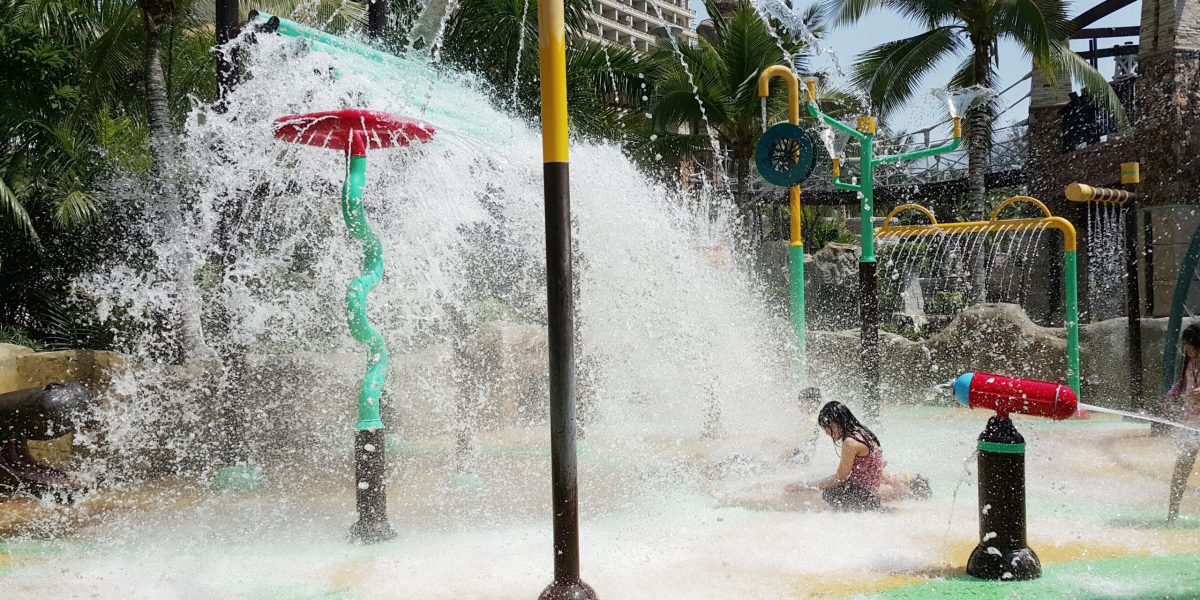 water-splash-in-summer-vacation-fun-closeup-backgr-2023-11-27-05-07-39-utc